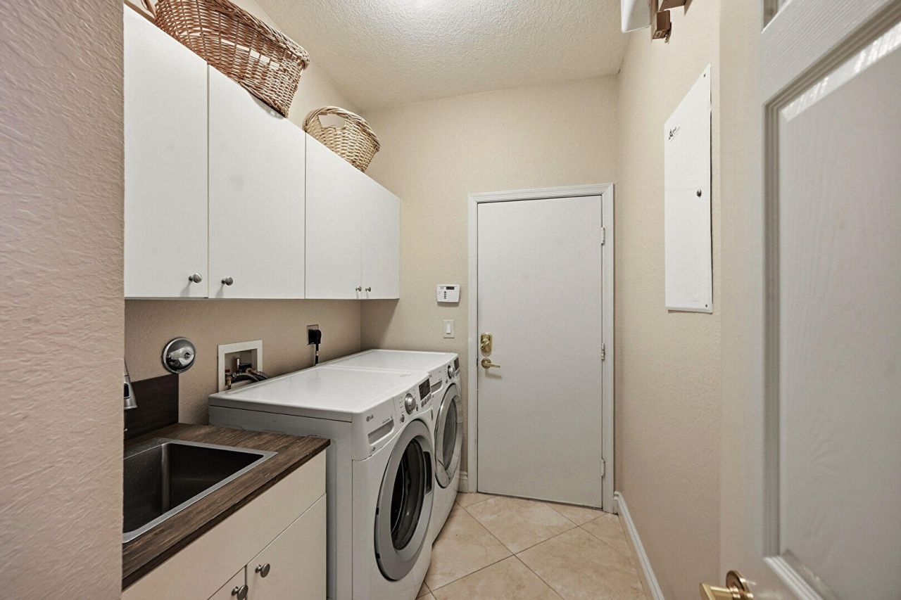 310 Venice Boulevard, Royal Palm Beach, FL 33411 Photo