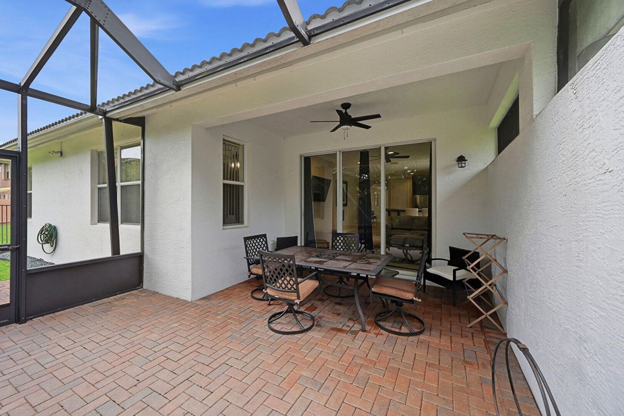 310 Venice Boulevard, Royal Palm Beach, FL 33411 Photo