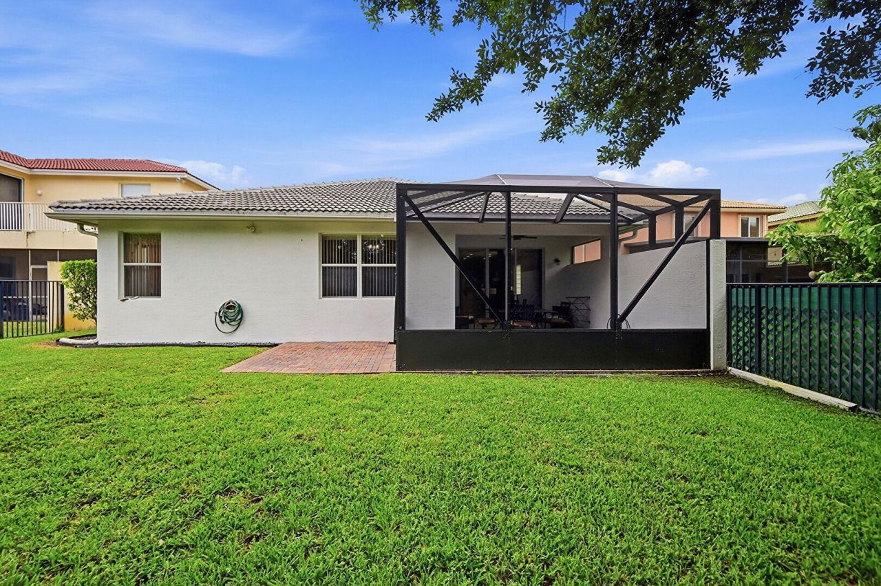 310 Venice Boulevard, Royal Palm Beach, FL 33411 Photo