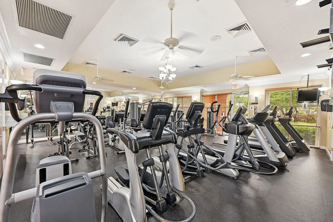 310 Venice Boulevard, Royal Palm Beach, FL 33411 Photo