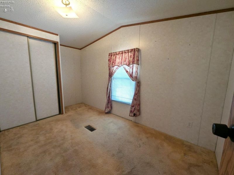 1057 E Sister Lane, Oak Harbor, OH 43449 Photo 10