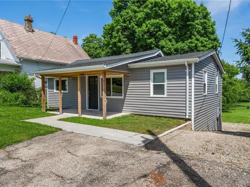 1920 S Burnett Road, Springfield Township, OH 45505 Photo 3