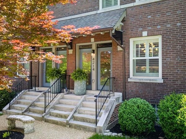 4214 Arsenal Street , St Louis, MO 63116