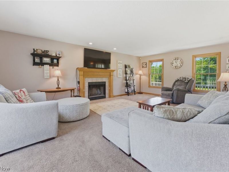 7987 Lisbon St E, East Canton, OH 44730 Photo 11