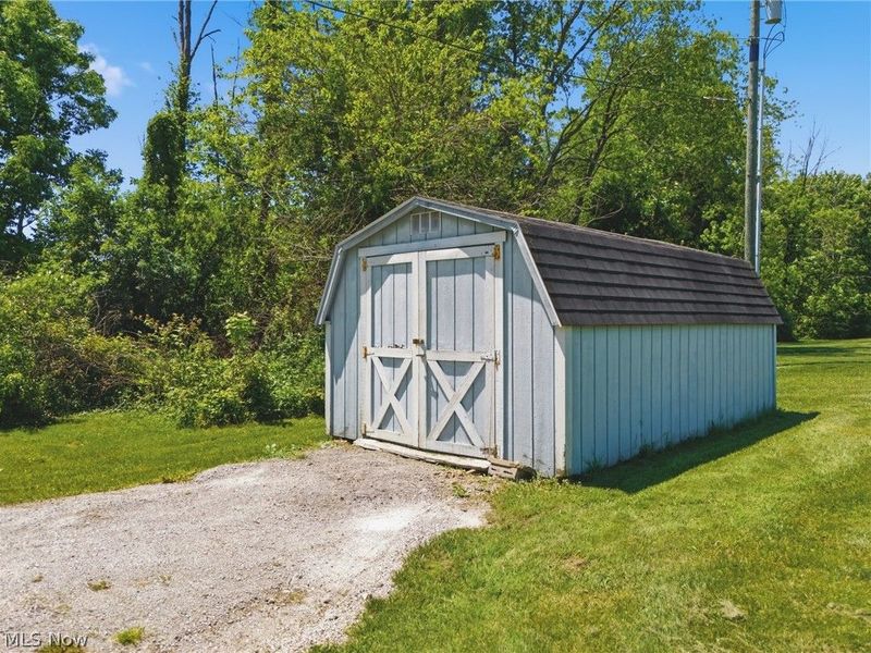 7987 Lisbon St E, East Canton, OH 44730 Photo 38