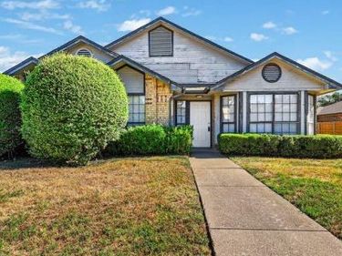 4049 Saint Christopher Lane , Dallas, TX 75287
