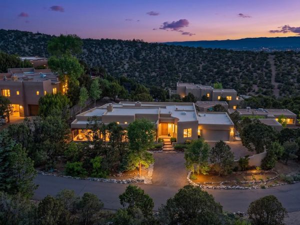 850 Paseo De Don Carlos , Santa Fe, NM 87501