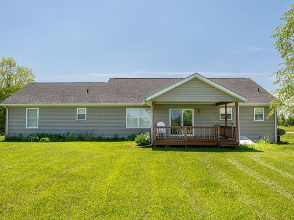 5683 County Road 59 , Mount Gilead, OH 43338