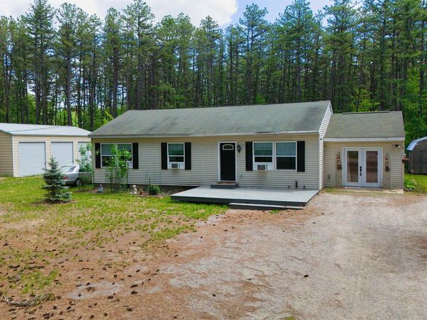 23 Stoddard Lane, Freedom, NH 03836