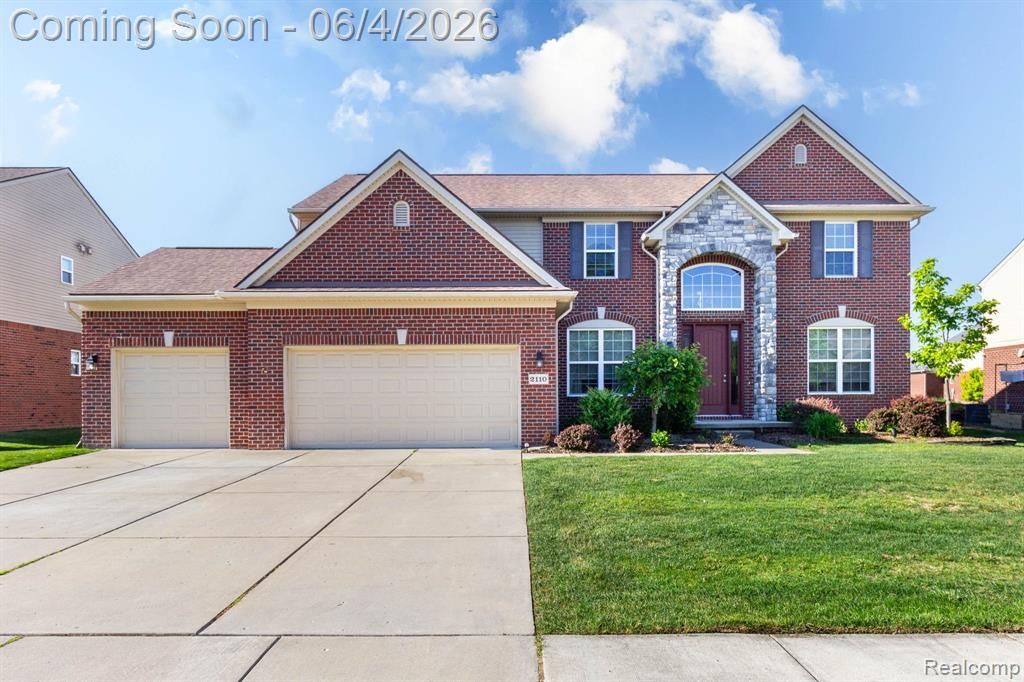 2110 Mayflower , Troy, MI 48085 Main Photo