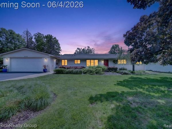 7117 Ward Eagle Drive, West Bloomfield Twp, MI 48322