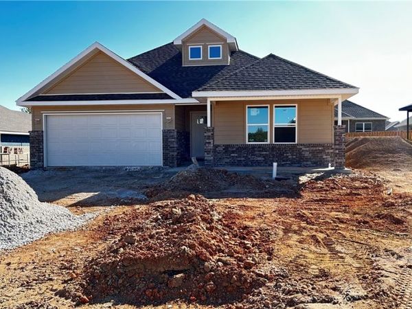 2710 Buckside Street, Springdale, AR 72762