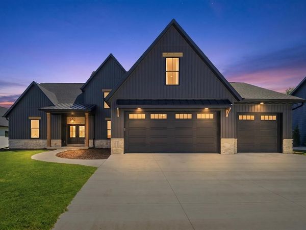 N9250 CASSANDRA WAY, Appleton, WI 54915