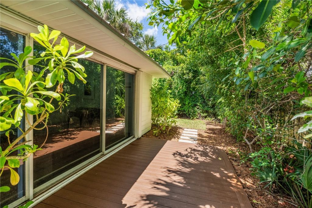1970 Coco Plum Lane, Vero Beach, FL 32963 Photo
