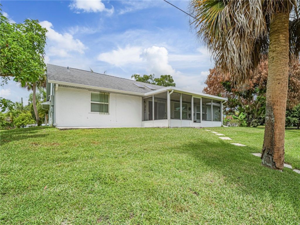 1173 George Street, Sebastian, FL 32958 Photo