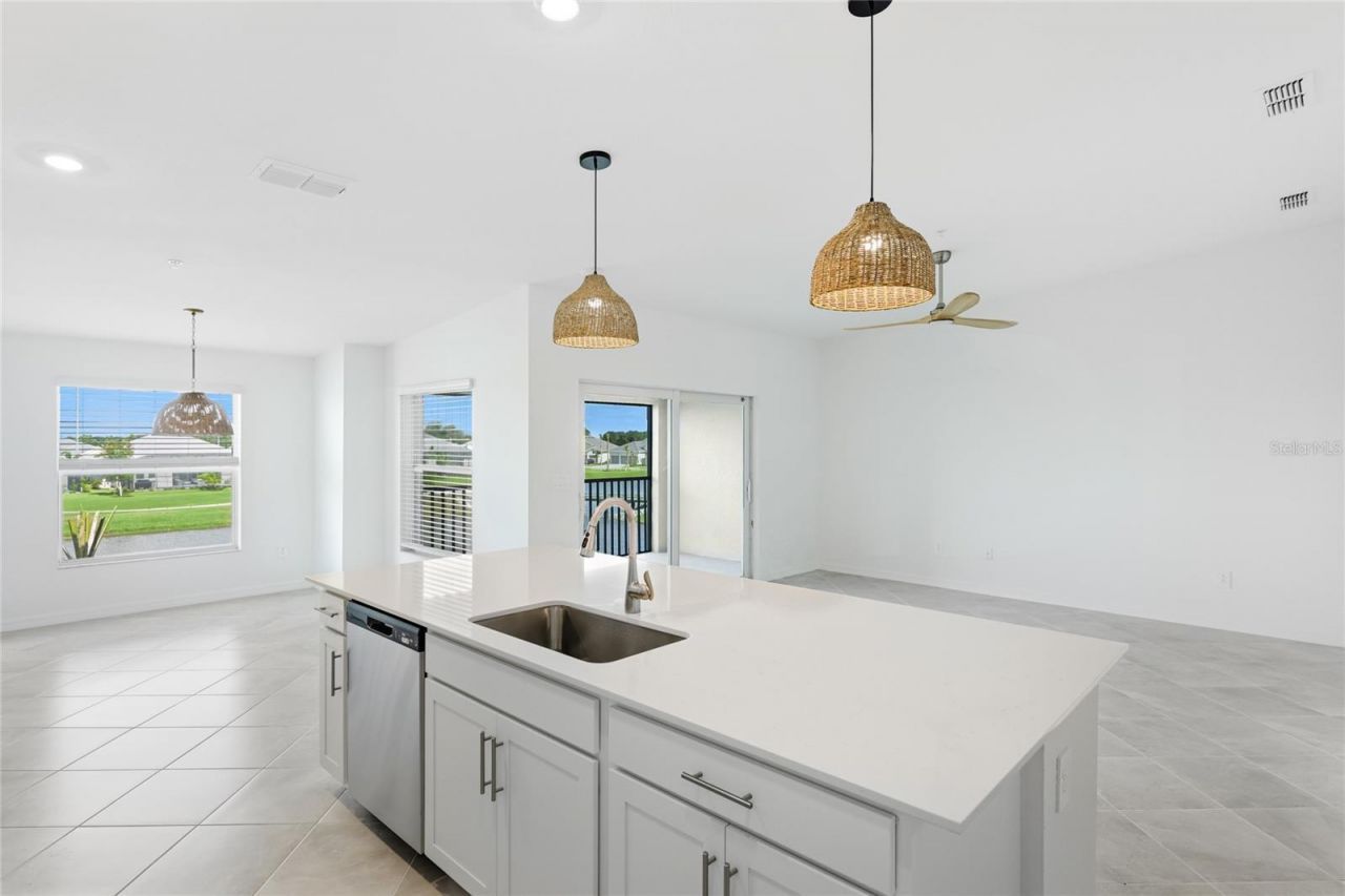 19007 Scallop Loop, Unit 204, Lakewood Ranch, FL 34211 Photo
