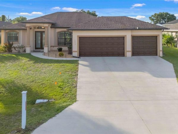 1275 BLUE LAKE CIRCLE , PUNTA GORDA, FL 33983