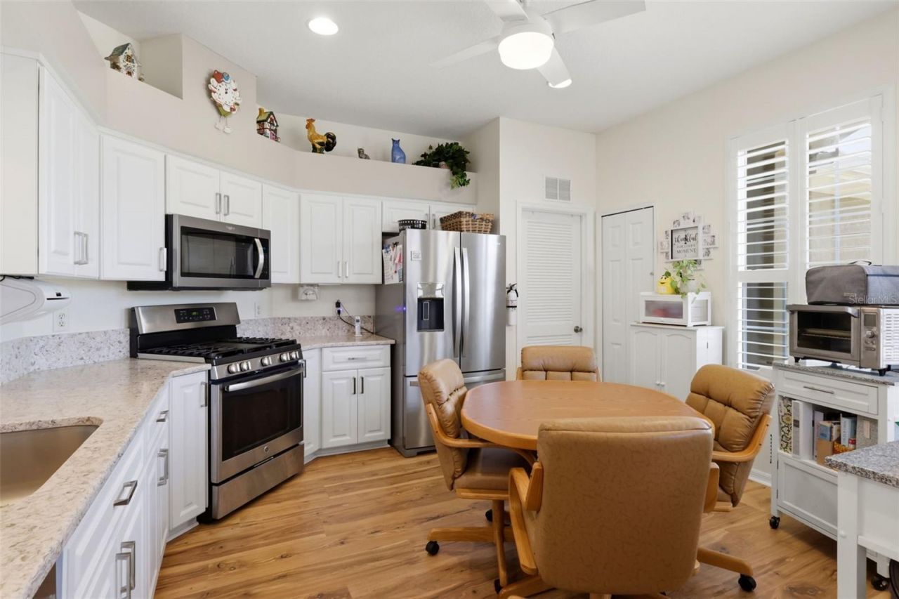 27429 Desert Rose Court , Leesburg, FL 34748 Photo