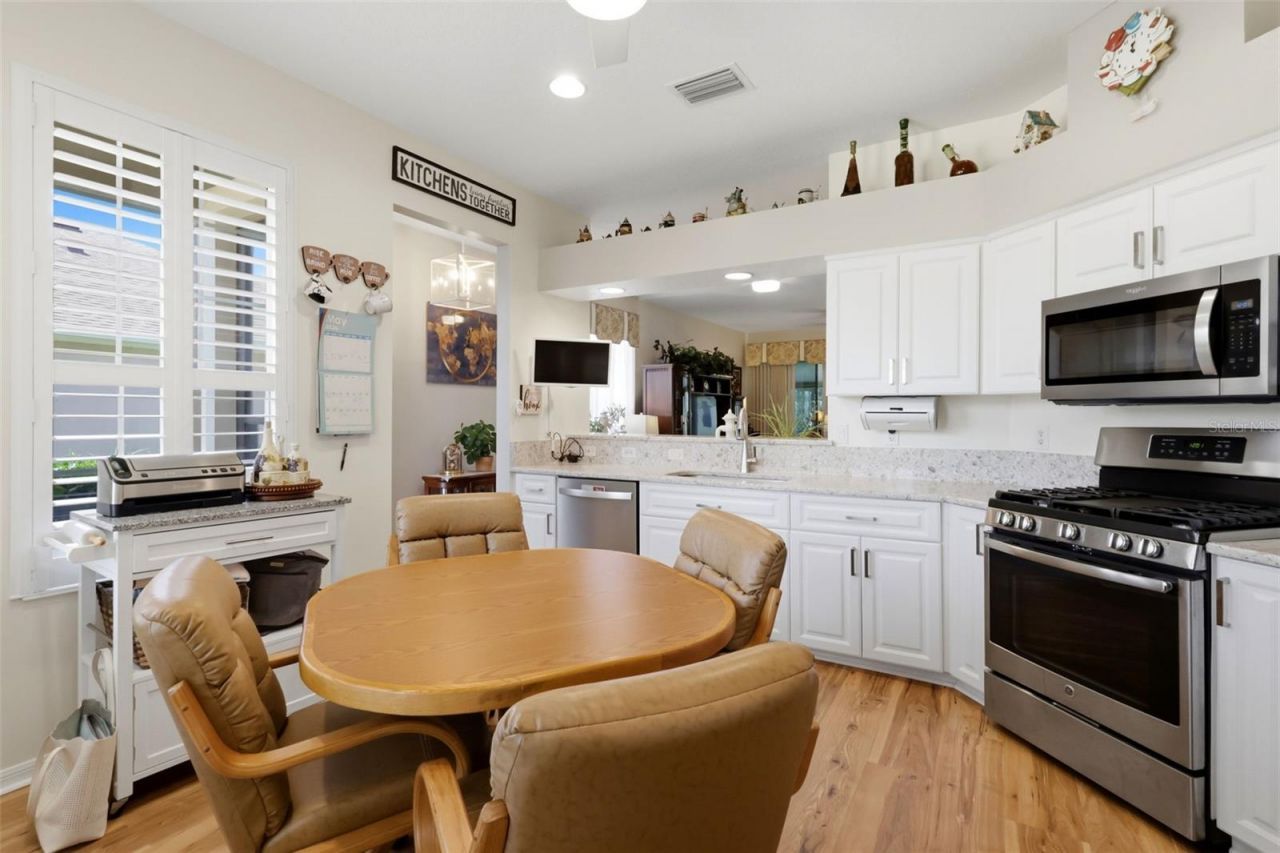 27429 Desert Rose Court , Leesburg, FL 34748 Photo