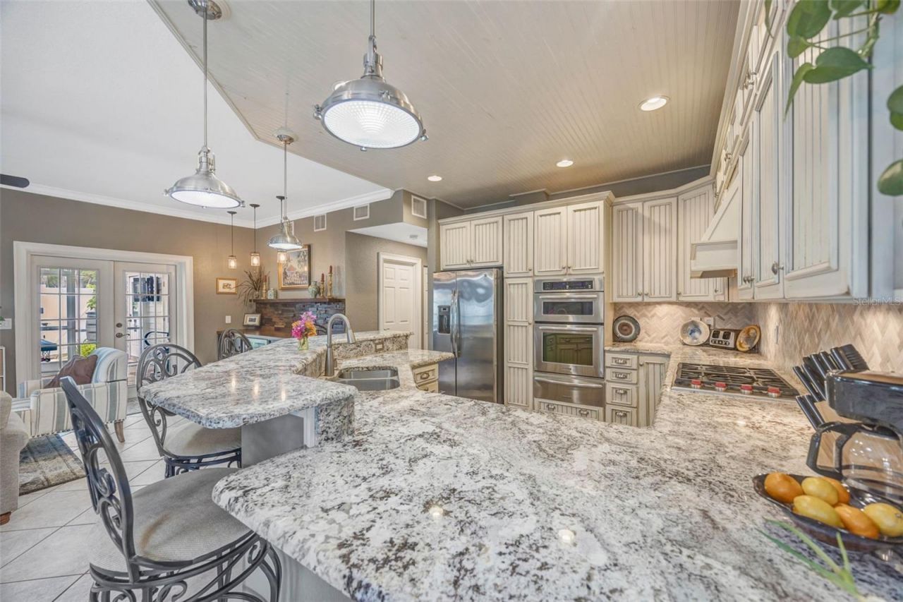 852 35th Avenue N, Saint Petersburg, FL 33704 Photo