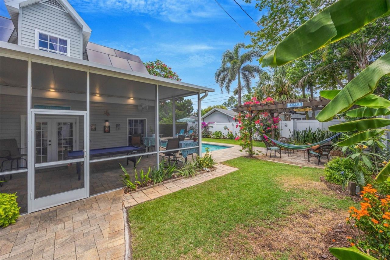 852 35th Avenue N, Saint Petersburg, FL 33704 Photo