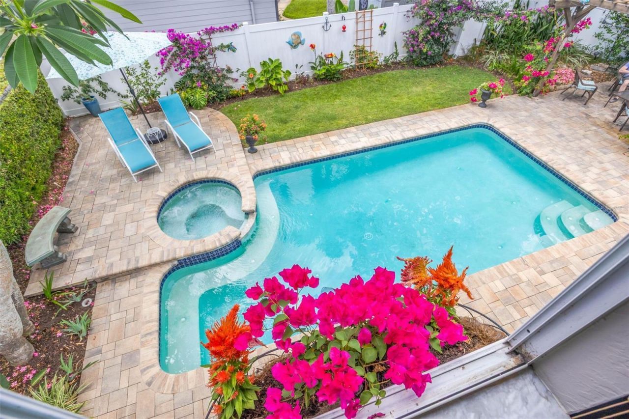 852 35th Avenue N, Saint Petersburg, FL 33704 Photo