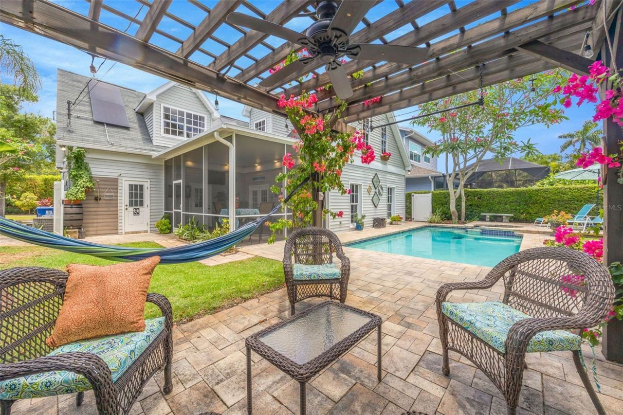 852 35th Avenue N, Saint Petersburg, FL 33704 Photo