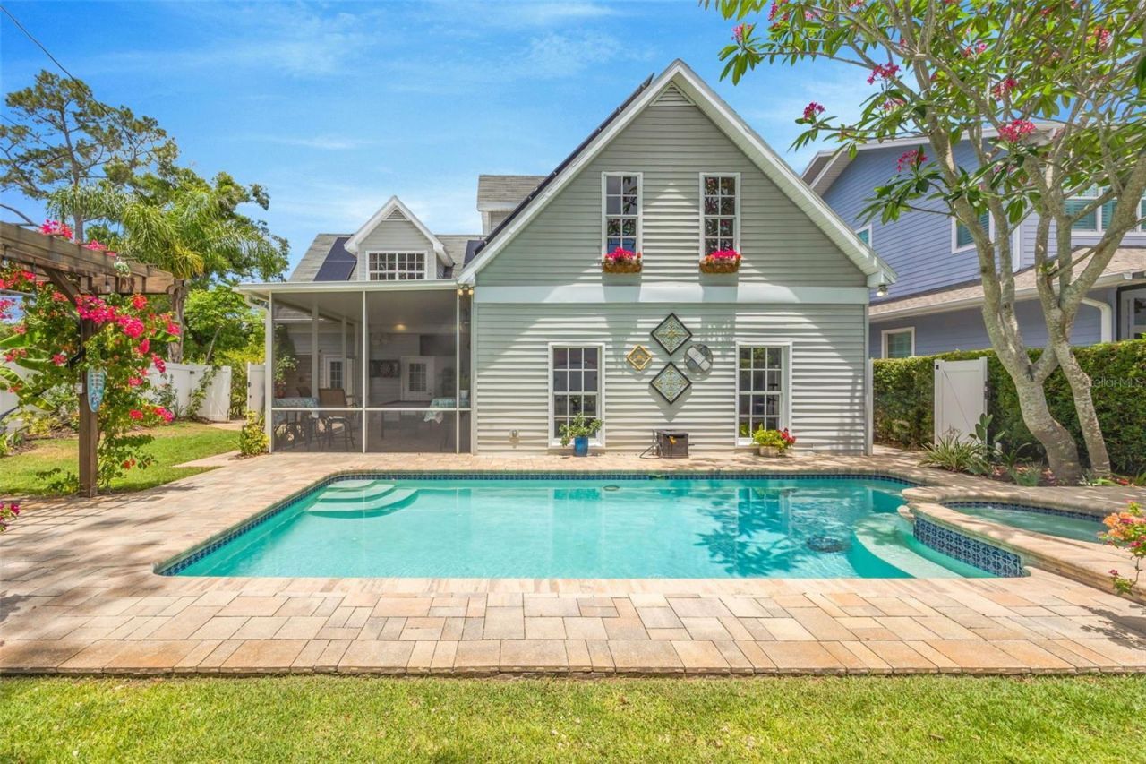 852 35th Avenue N, Saint Petersburg, FL 33704 Photo