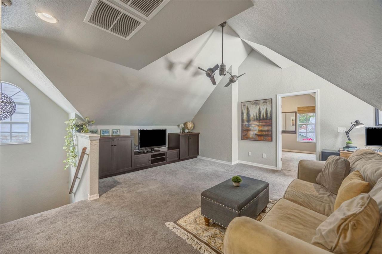 852 35th Avenue N, Saint Petersburg, FL 33704 Photo