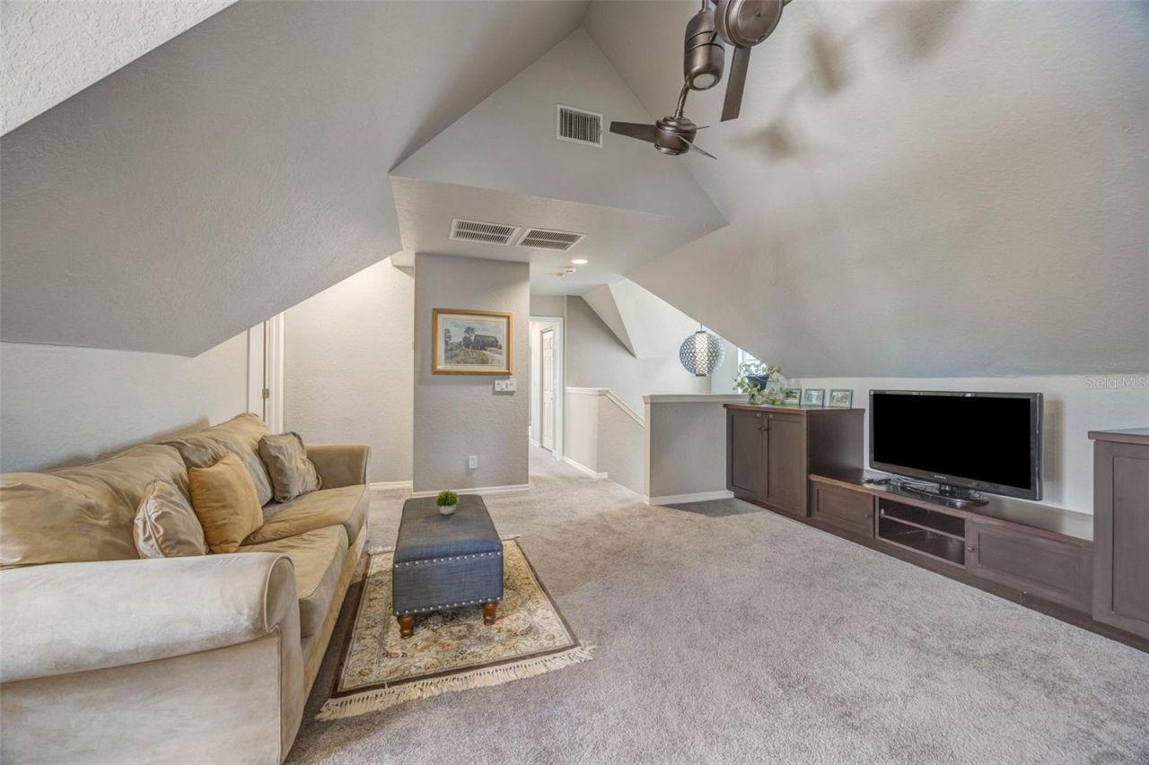 852 35th Avenue N, Saint Petersburg, FL 33704 Photo
