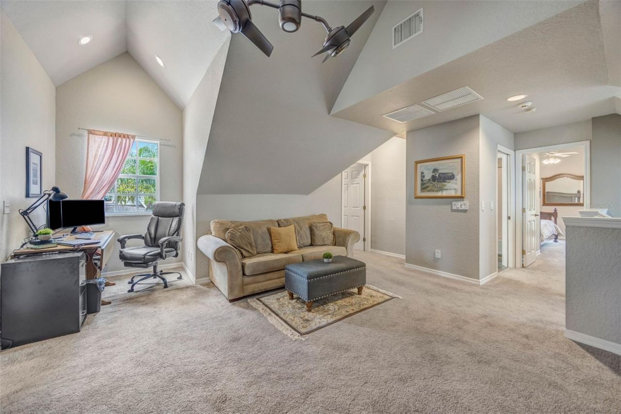 852 35th Avenue N, Saint Petersburg, FL 33704 Photo