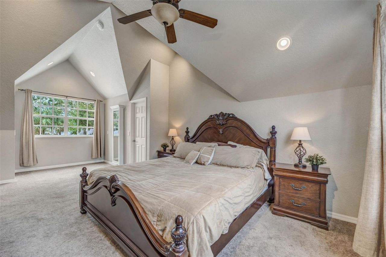 852 35th Avenue N, Saint Petersburg, FL 33704 Photo