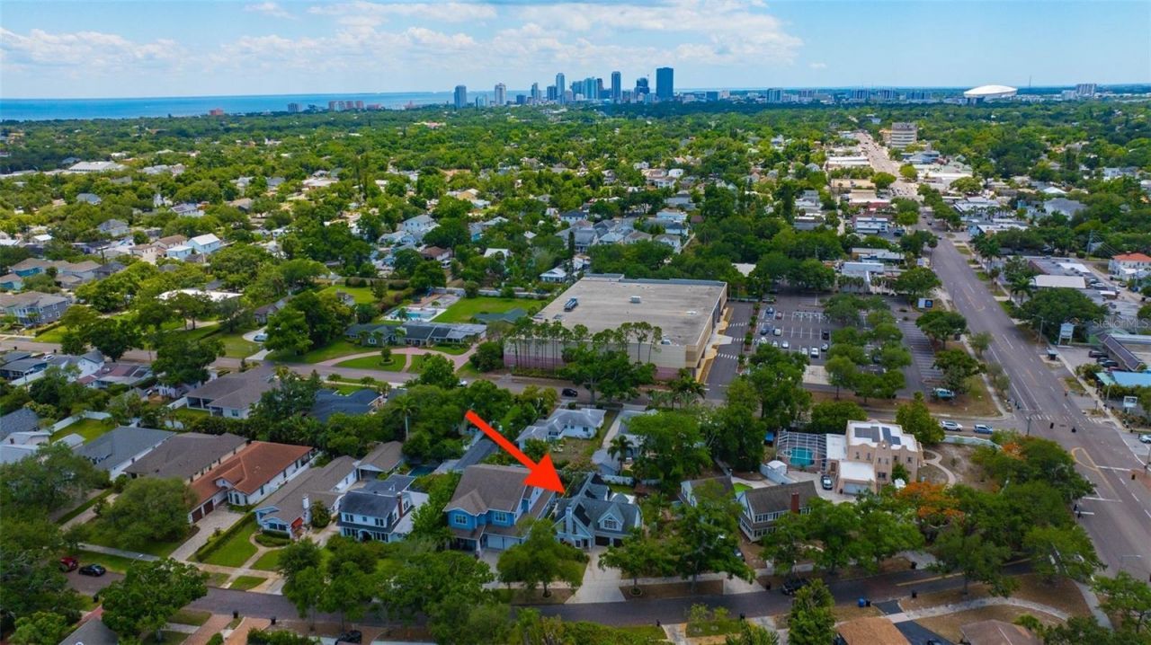 852 35th Avenue N, Saint Petersburg, FL 33704 Photo