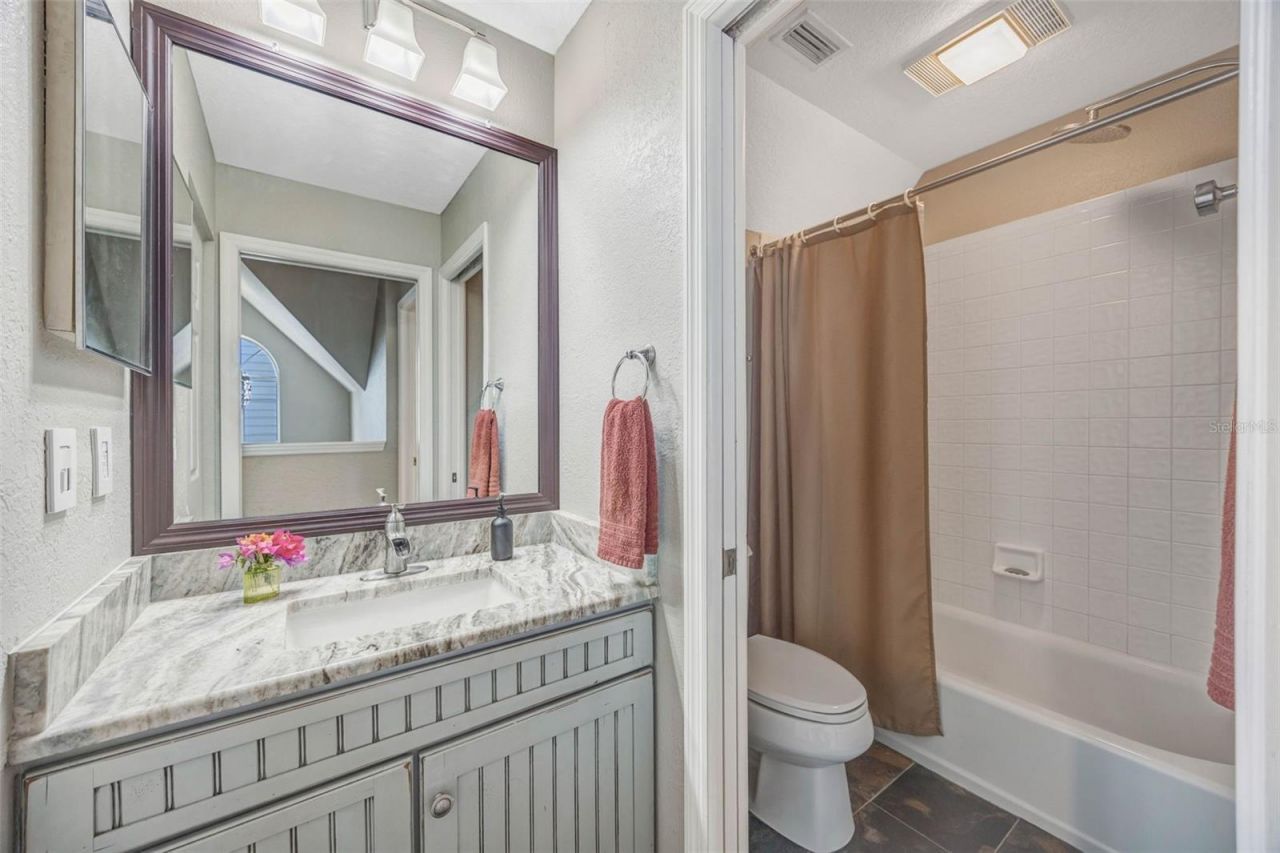 852 35th Avenue N, Saint Petersburg, FL 33704 Photo