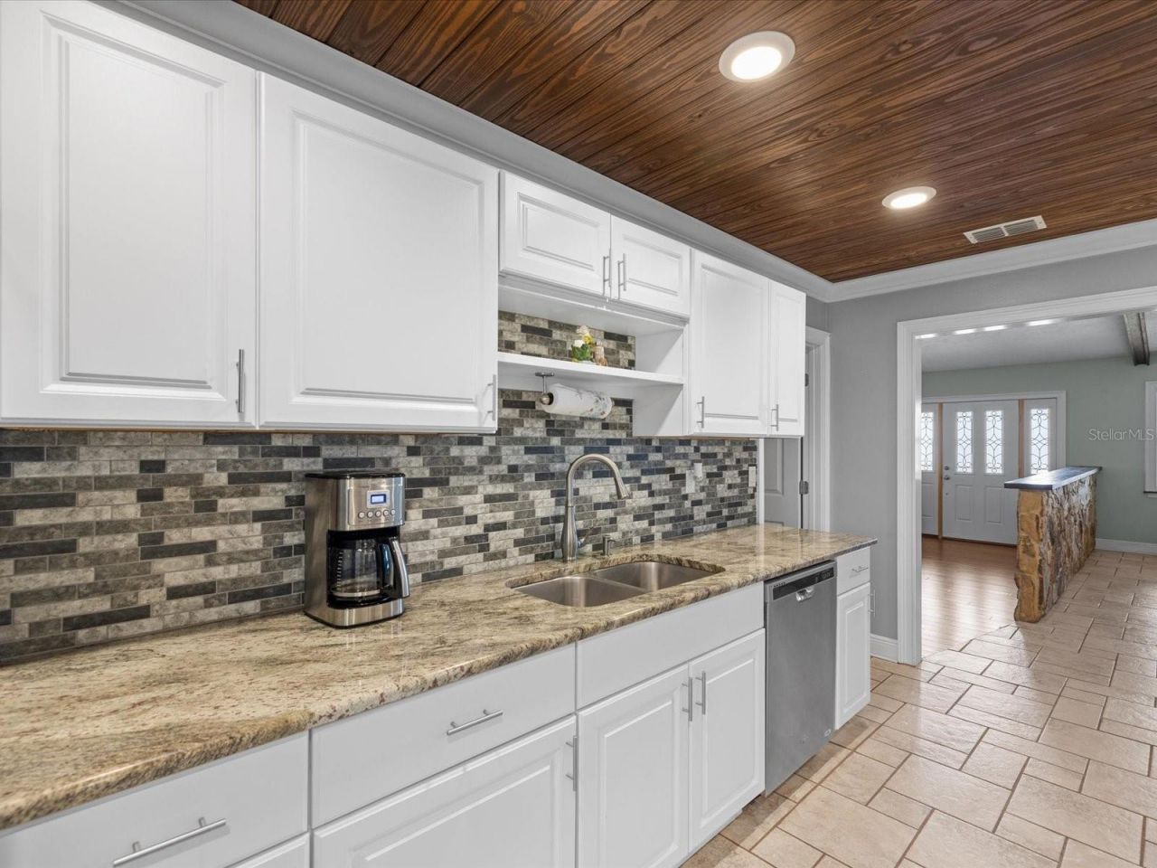 5904 Springrun Court , Holiday, FL 34690 Photo