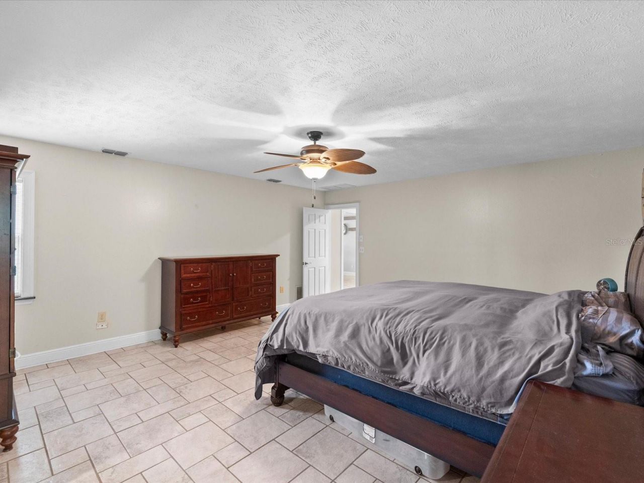 5904 Springrun Court , Holiday, FL 34690 Photo