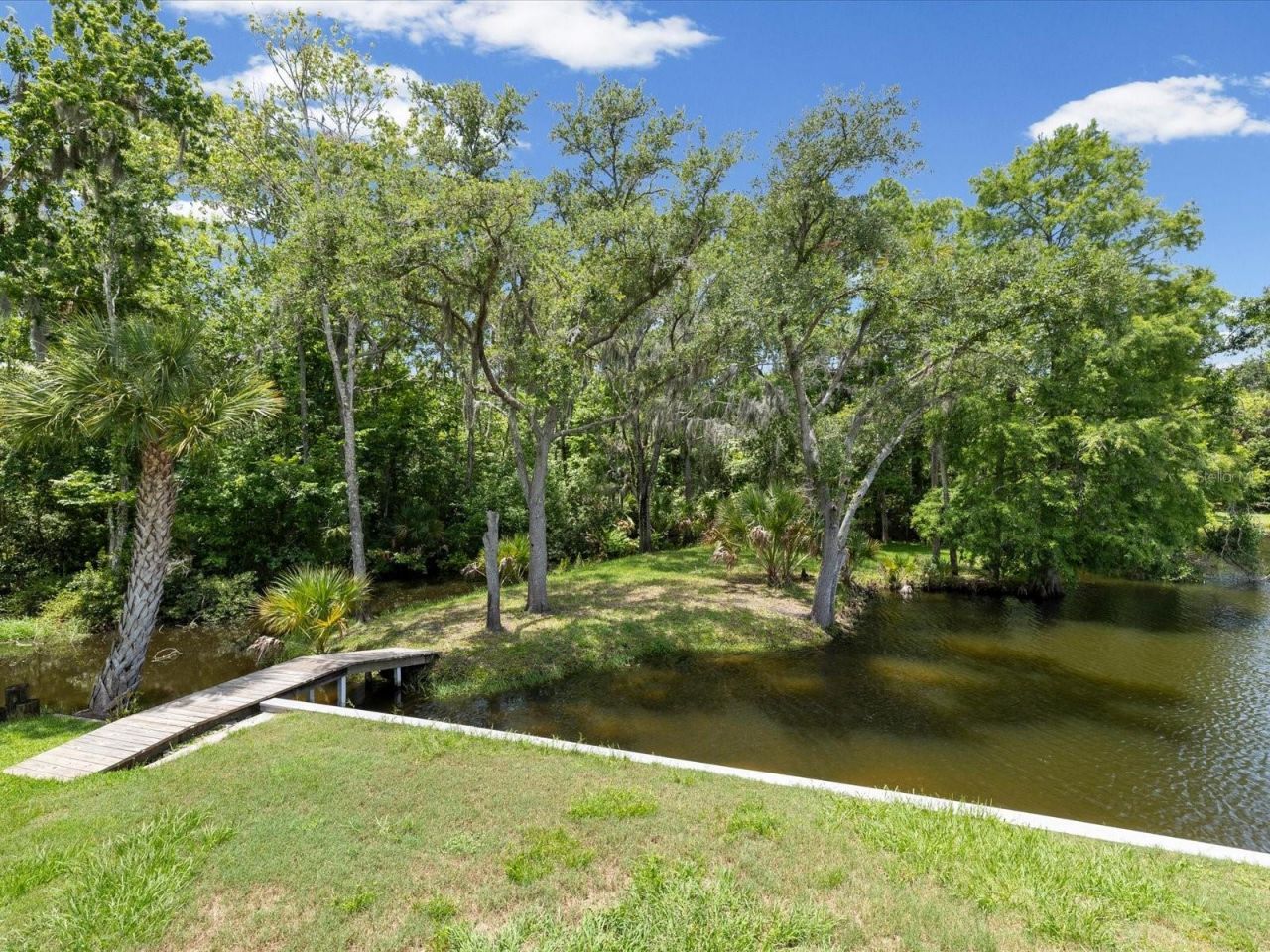 5904 Springrun Court , Holiday, FL 34690 Photo