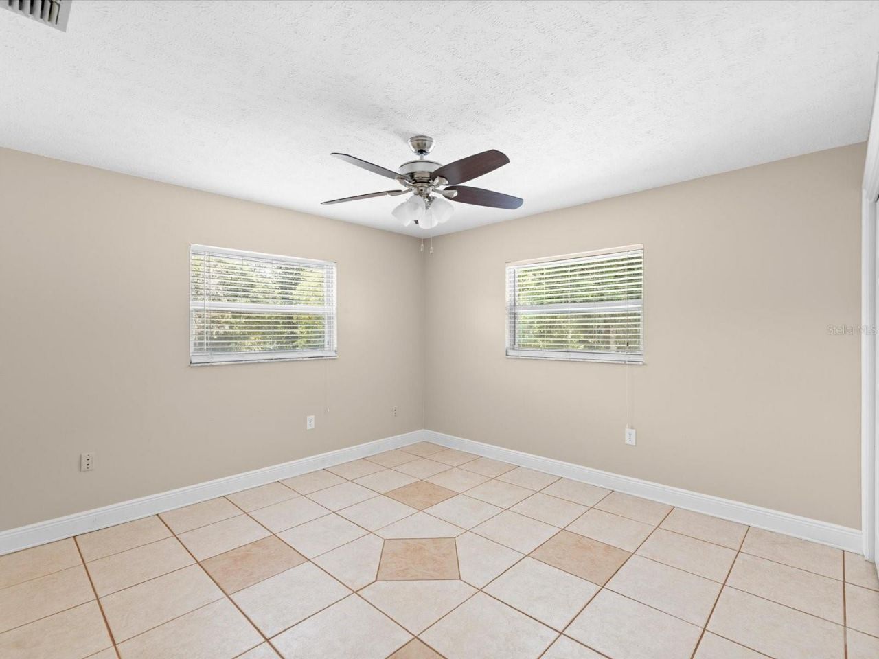 5904 Springrun Court , Holiday, FL 34690 Photo