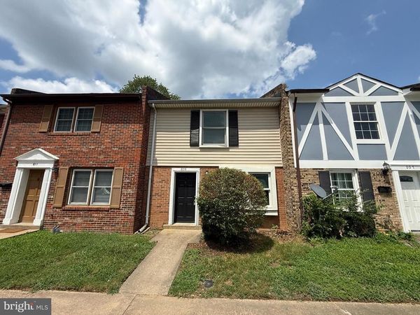 809 DENTON CIRCLE, FREDERICKSBURG, VA 22401