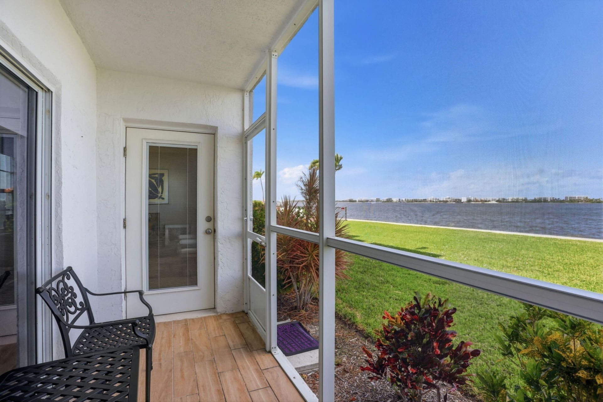 1516 S Lakeside Drive, Unit 103, Lake Worth Beach, FL 33460 Photo