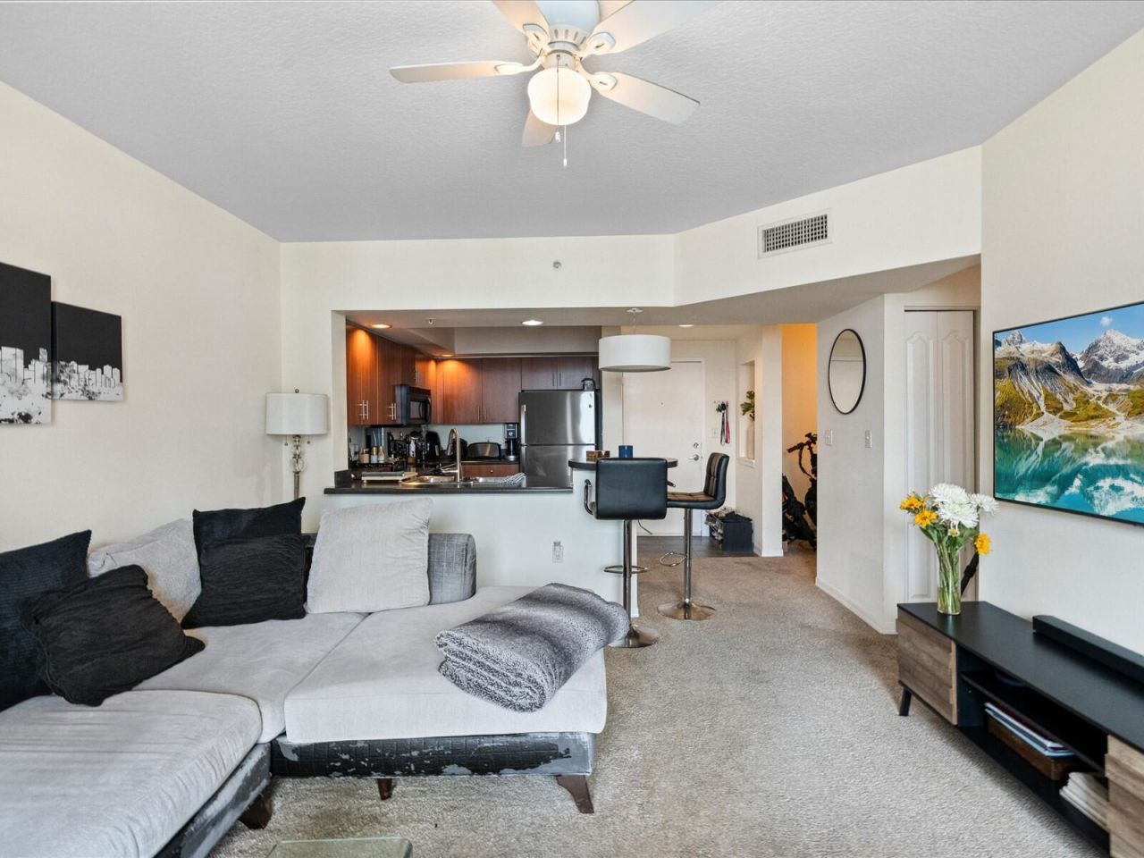 100 N Federal Highway, Unit 736, Fort Lauderdale, FL 33301 Photo