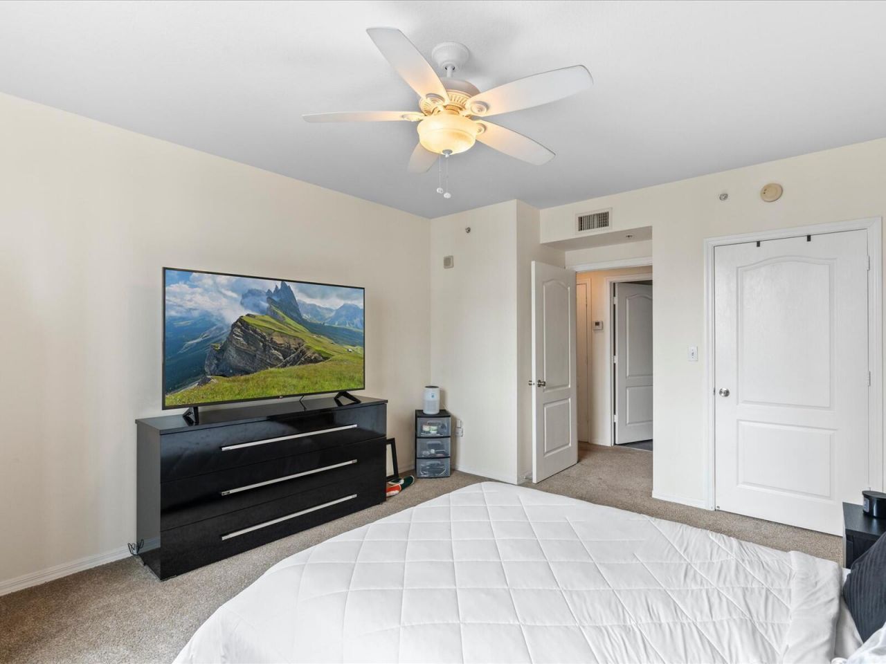 100 N Federal Highway, Unit 736, Fort Lauderdale, FL 33301 Photo