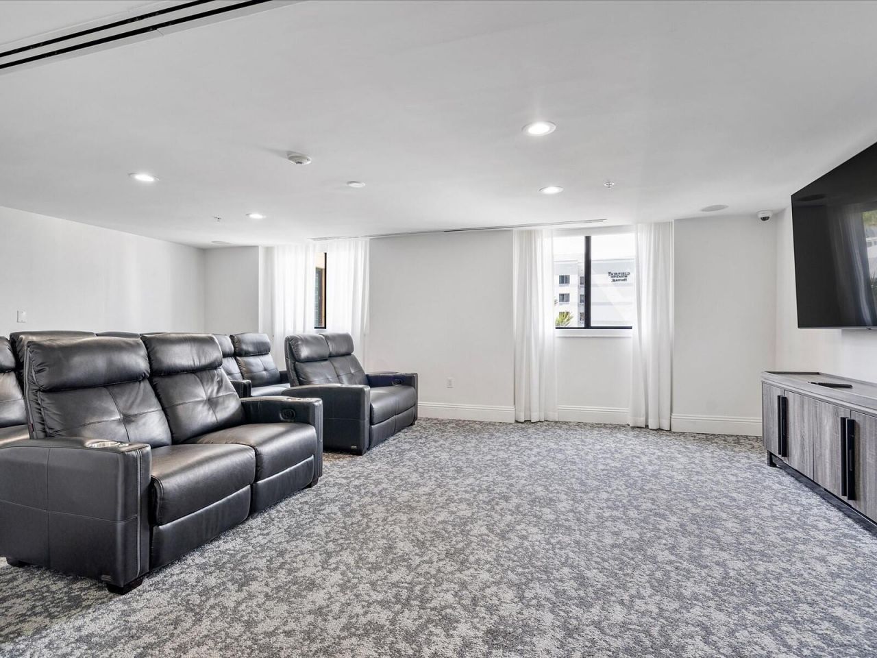 100 N Federal Highway, Unit 736, Fort Lauderdale, FL 33301 Photo