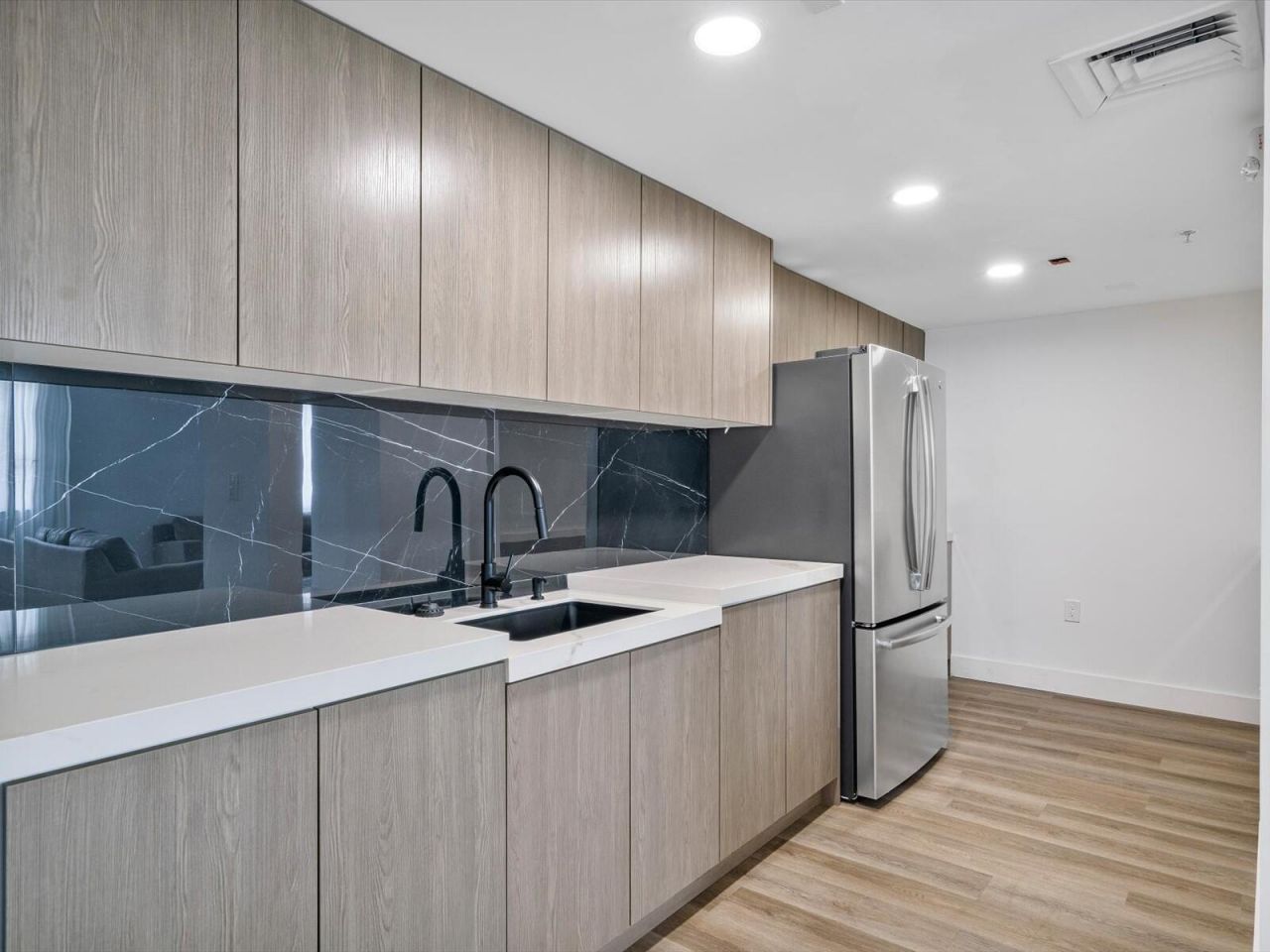 100 N Federal Highway, Unit 736, Fort Lauderdale, FL 33301 Photo
