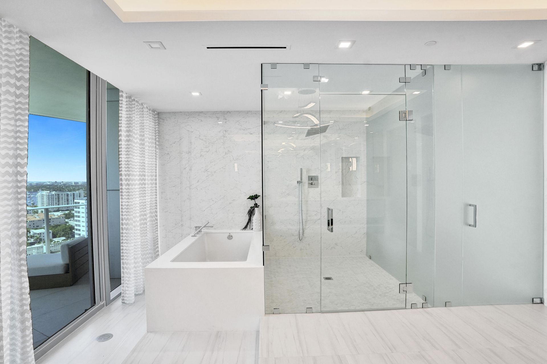 701 N Fort Lauderdale Beach Boulevard, Unit A1, Fort Lauderdale, FL 33304 Photo