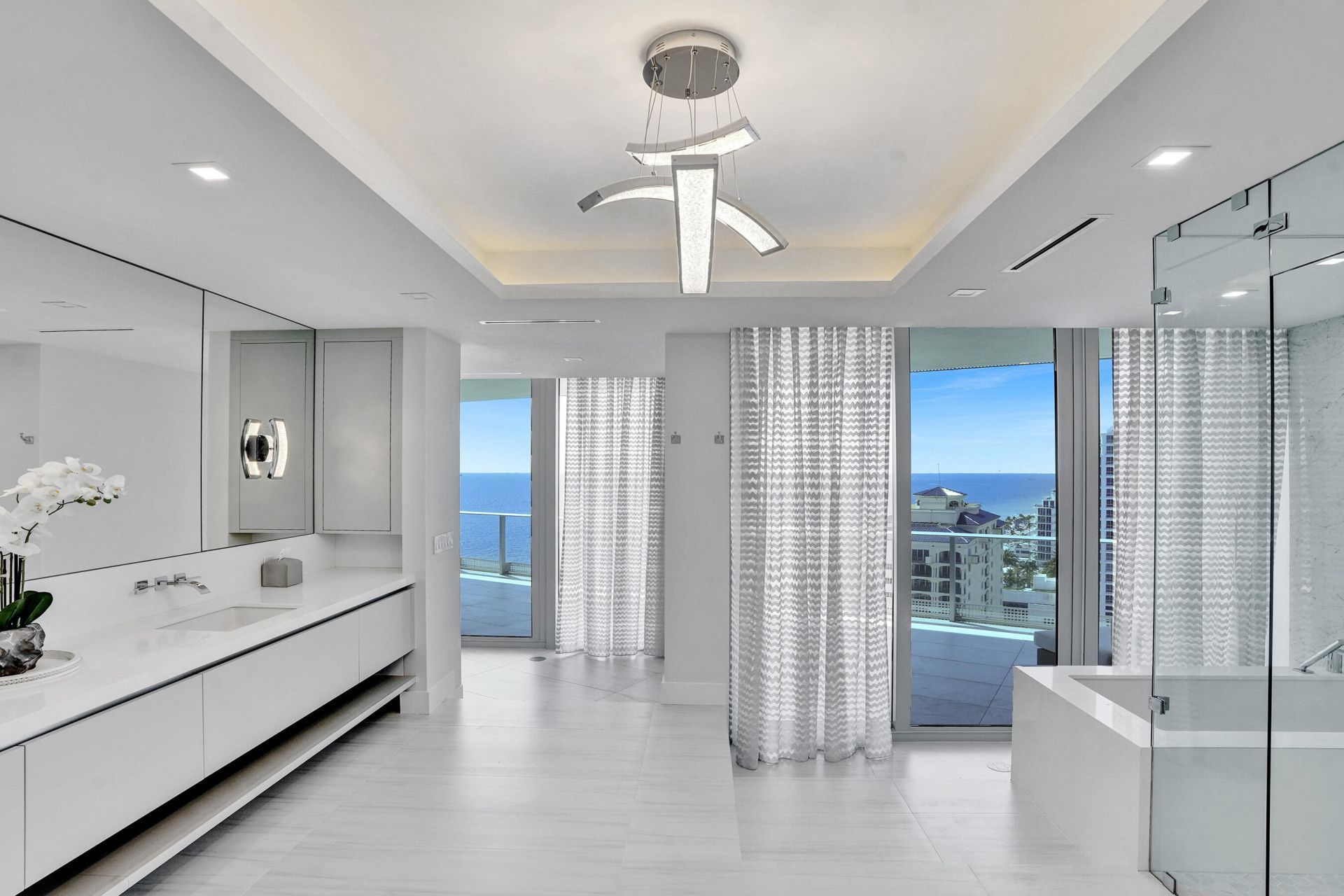 701 N Fort Lauderdale Beach Boulevard, Unit A1, Fort Lauderdale, FL 33304 Photo