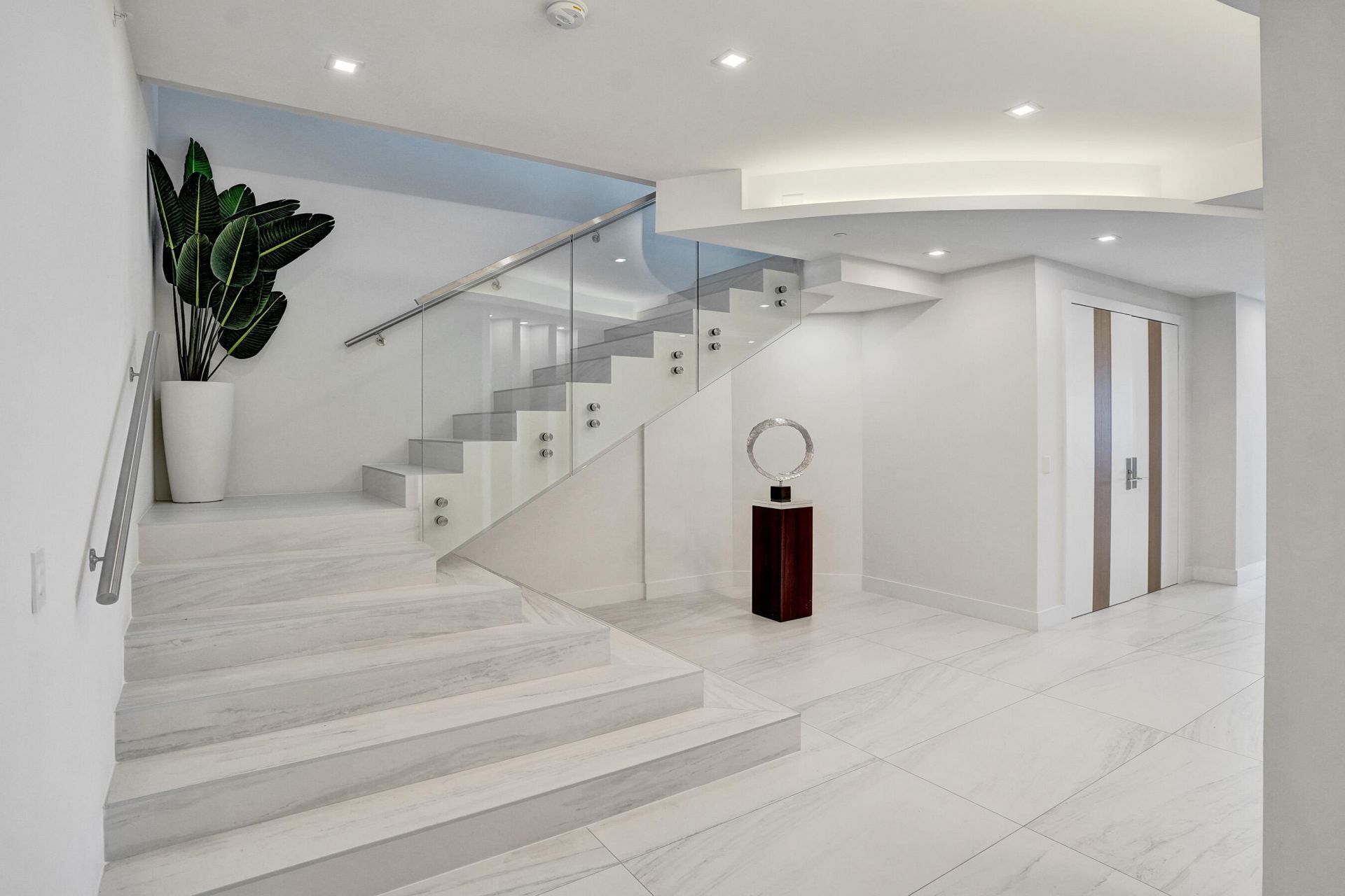 701 N Fort Lauderdale Beach Boulevard, Unit A1, Fort Lauderdale, FL 33304 Photo