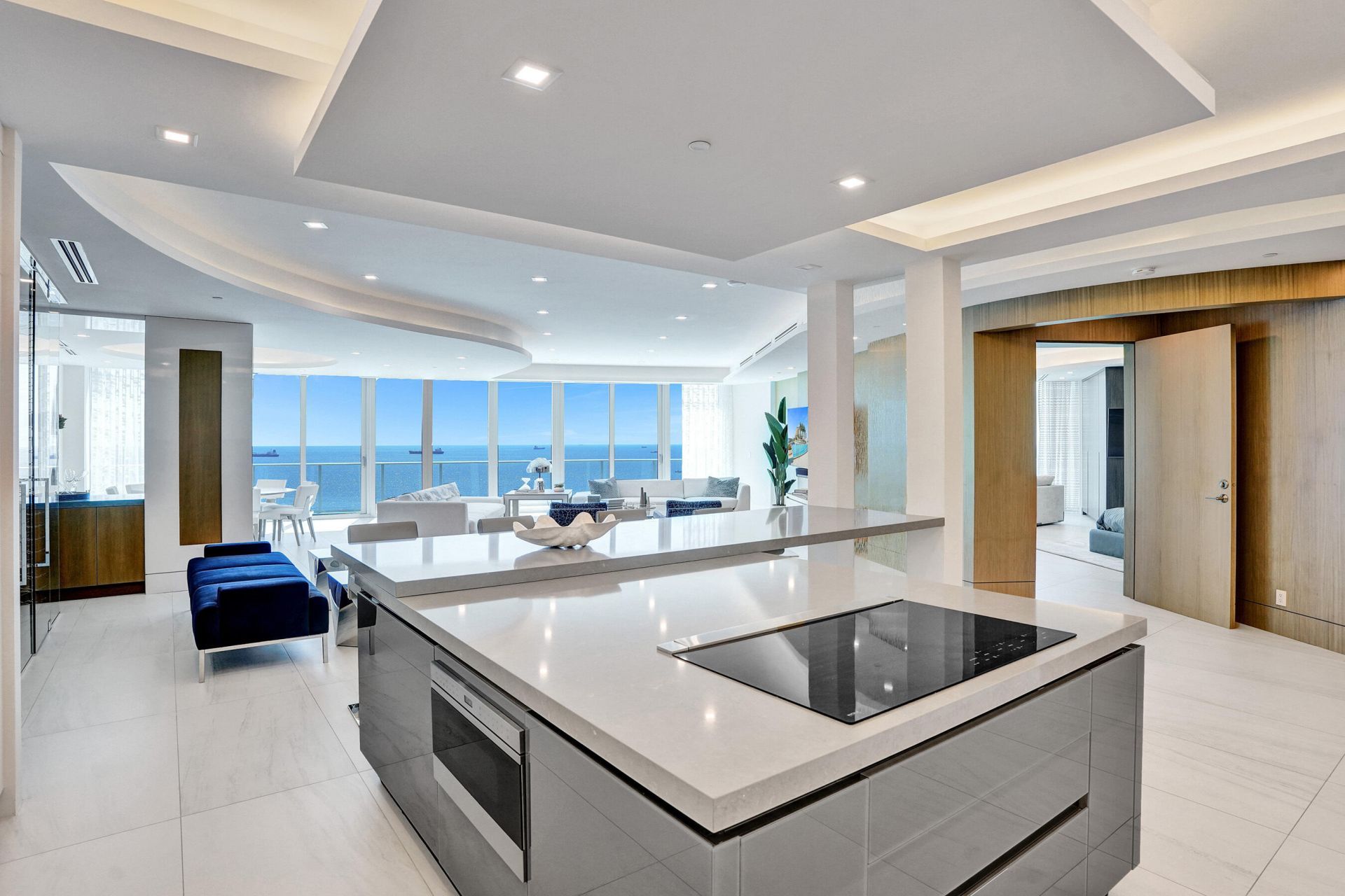 701 N Fort Lauderdale Beach Boulevard, Unit A1, Fort Lauderdale, FL 33304 Photo
