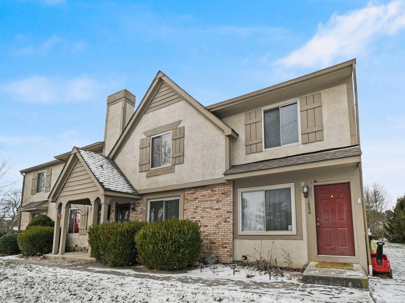 1880 Billingsley Road , Columbus, OH 43235 Photo 2