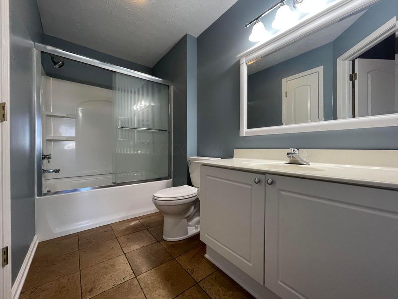 2001 Berrancher Drive , Columbus, OH 43228 Photo 17